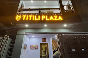HOTEL TITILI PLAZA image