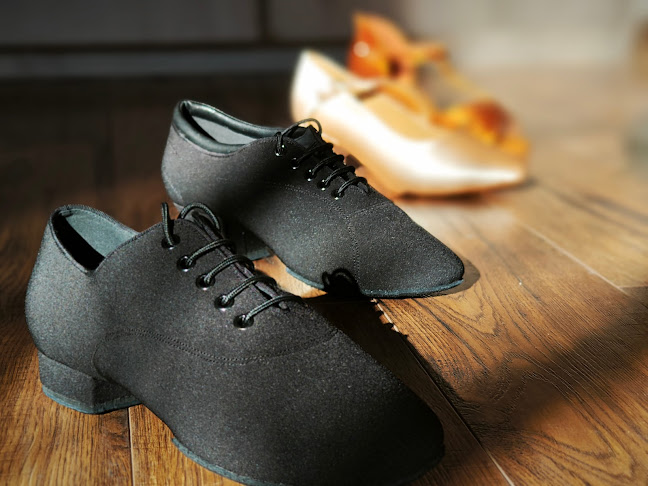 Finias shoes - időpont egyeztetéssel - Cipőbolt