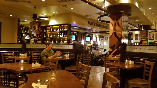 Restaurant «Max Brenner», reviews and photos, 745 Boylston St, Boston, MA 02116, USA