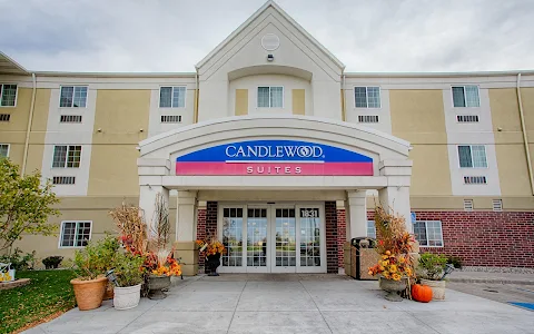 Candlewood Suites Fargo-N. Dakota State Univ., an IHG Hotel image