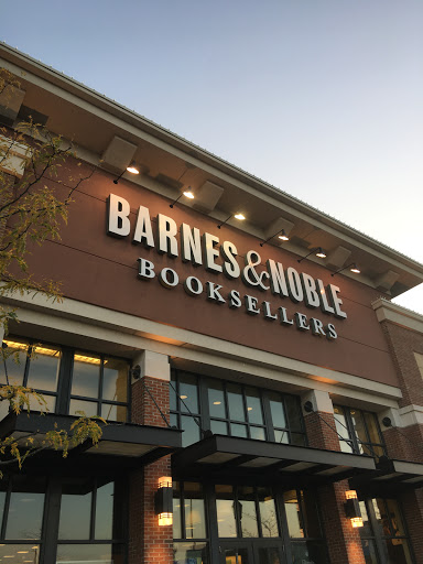 Barnes & Noble, 96 Derby St, Hingham, MA 02043, USA, 