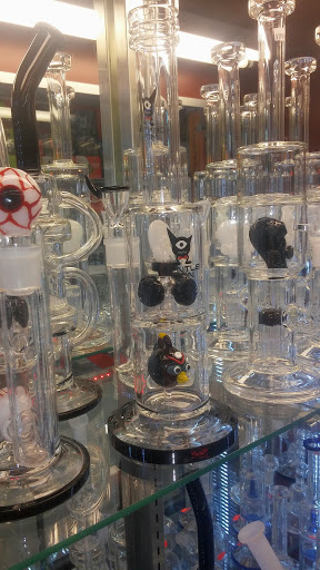 Tobacco Shop «Burien Smoke Shop», reviews and photos, 12822 Ambaum Blvd SW, Burien, WA 98146, USA