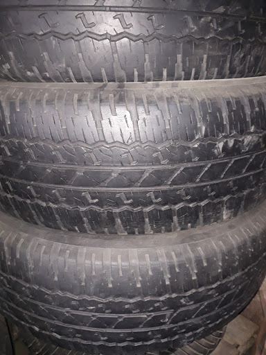 Second Tyre Dealer