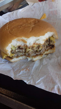 Cheeseburger du Restauration rapide McDonald's à Saint-Ouen-l'Aumône - n°3