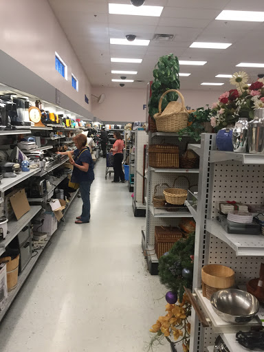 Thrift Store «Goodwill», reviews and photos, 390 Plaza Dr, Folsom, CA 95630, USA