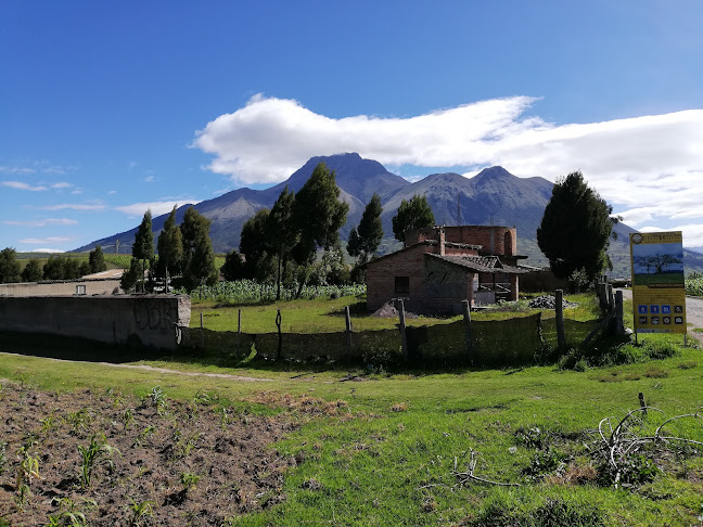 TUPARINA WASI PUCARÁ ALTO EL LECHERO - Otavalo