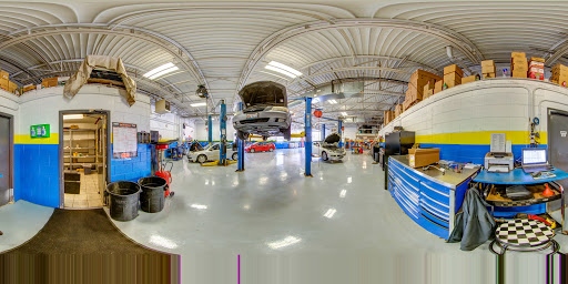 Auto Repair Shop «Wheeling Auto Center», reviews and photos, 2430 E Hintz Rd, Arlington Heights, IL 60004, USA