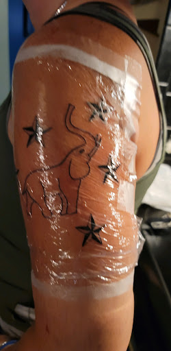 Tattoo Shop «Resurrection Ink Tattoos and Body Piercing», reviews and photos, 310 E Montgomery Cross Rd, Savannah, GA 31406, USA