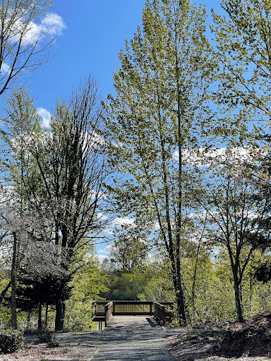 Park «Tukwila Pond Park», reviews and photos, 299 Strander Blvd, Tukwila, WA 98188, USA