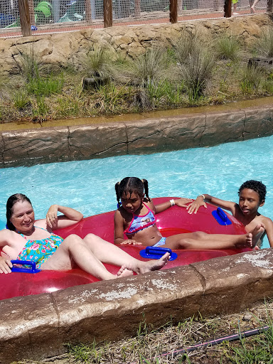 Water Park «Surf Lagoon Water Park», reviews and photos, 130 Towne Center Blvd, Pooler, GA 31322, USA