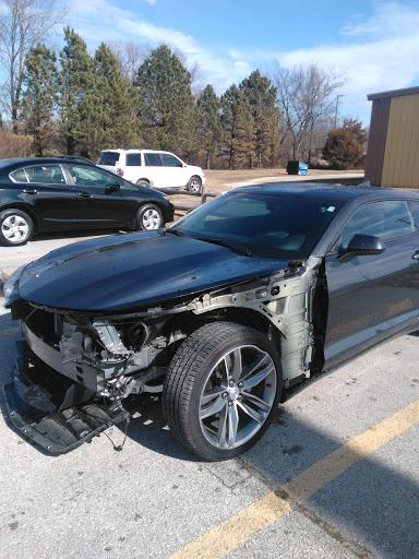 Auto Body Shop «Bentonville Auto Body & Detail», reviews and photos, 506 SW 14th St, Bentonville, AR 72712, USA