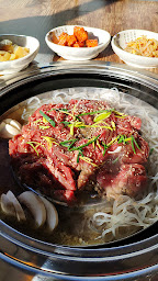 Photo n°47 de Gooyi Gooyi à Paris ()