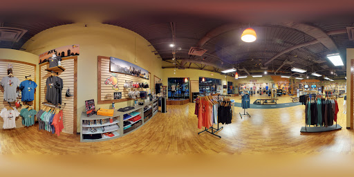 Shoe Store «Big Peach Running Co. - Alpharetta», reviews and photos, 5530 Windward Pkwy #420, Alpharetta, GA 30004, USA