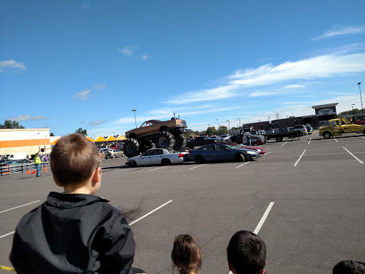 Home Improvement Store «The Home Depot», reviews and photos, 4330 N Leavitt Rd, Lorain, OH 44053, USA