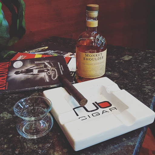 Barber Shop «Astute Gentlemen Cigar & Barber Lounge», reviews and photos, 14223 Inwood Rd, Farmers Branch, TX 75244, USA