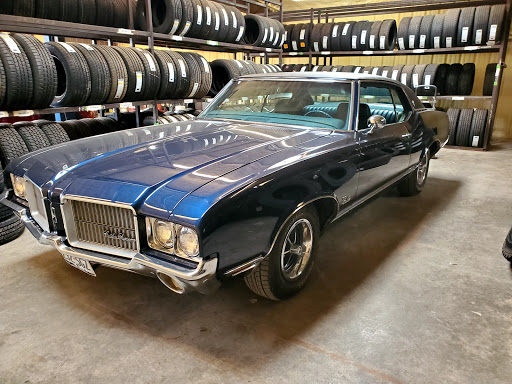 Tire Shop «Blagg Tire Pros & Service», reviews and photos, 604 S Main St, Grapevine, TX 76051, USA