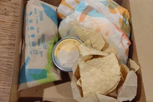 Taco Bell image