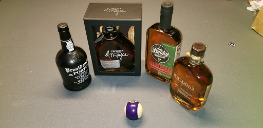 Liquor Store «Majestic Spirits-Wine & Liquor», reviews and photos, 3705 Malco Way, Memphis, TN 38125, USA