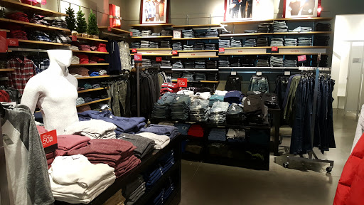 Outlet Store «Express Factory Outlet», reviews and photos, 3925 Eagan Outlets Pkwy, Eagan, MN 55122, USA