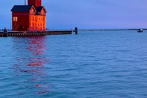 Holland Harbor Lighthouse image