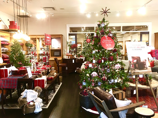 Furniture Store «Pottery Barn», reviews and photos, 7007 Friars Rd #590a, San Diego, CA 92108, USA