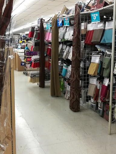 Discount Store «Fallas Paredes Discount Stores», reviews and photos, 9060 Firestone Blvd, Downey, CA 90241, USA