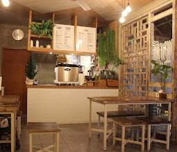 Lokal Café Bali photo