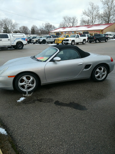 Used Car Dealer «D J Auto Sales», reviews and photos, 3815 16th Ave SW, Cedar Rapids, IA 52404, USA