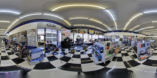 Truck Accessories Store «4 Wheel Parts Performance Center - Mesa, AZ», reviews and photos, 420 S Country Club Dr, Mesa, AZ 85210, USA