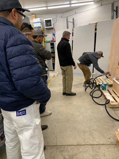 Paint Store «Sherwin-Williams Paint Store», reviews and photos, 2902 W Fullerton Ave, Chicago, IL 60647, USA