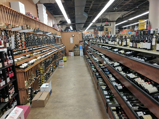 Liquor Store «Sav-Mor Spirits», reviews and photos, 15 McGrath Hwy, Somerville, MA 02143, USA