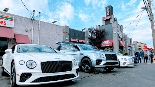 2080 Hillside Avenue, New Hyde Park, NY 11040, USA