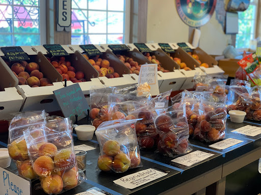 Produce Market «Washington Fruit Place At Barrett Orchards», reviews and photos, 1209 Pecks Canyon Rd, Yakima, WA 98908, USA