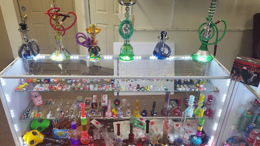 Tobacco Shop «Tobacco Cigar», reviews and photos, 1596 N Farnsworth Ave, Aurora, IL 60505, USA