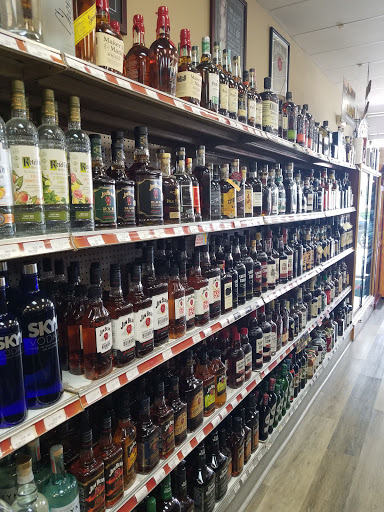 Liquor Store «1005 LIquor at Championsgate», reviews and photos, 8305 Champions Gate Blvd, Championsgate, FL 33896, USA