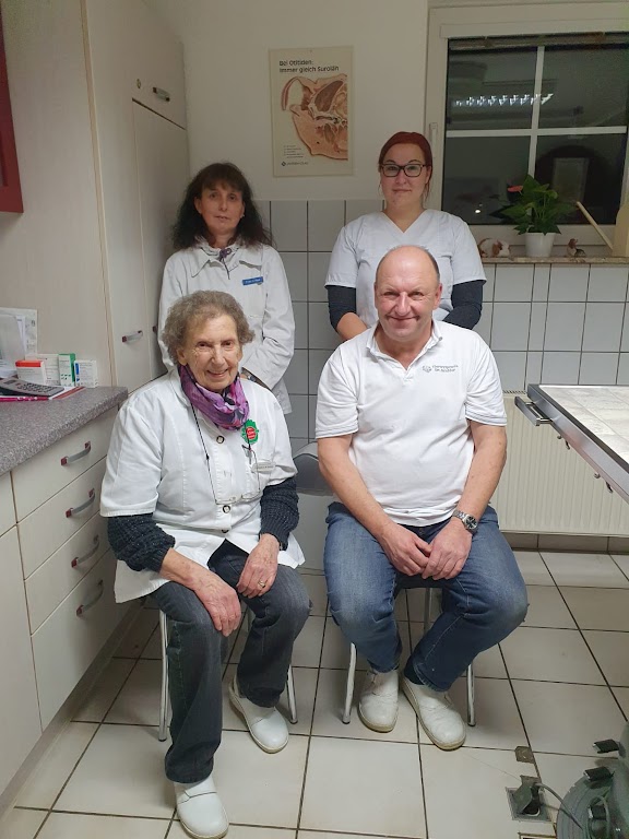 Dr. med. vet. Rainer Schäfer Tierarzt