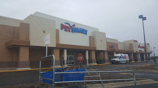 Pet Supply Store «PetSmart», reviews and photos, 976 IL-59, Aurora, IL 60504, USA