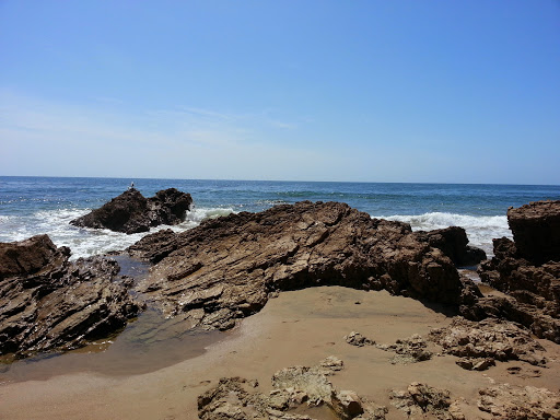 Shopping Mall «Crystal Cove Shopping Center», reviews and photos, 7845-8085 East Coast Hwy, Newport Beach, CA 92657, USA