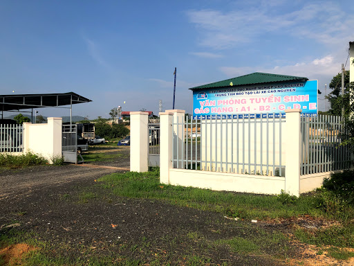 Trung Tâm Đào Tạo Lái Xe Cao Nguyên