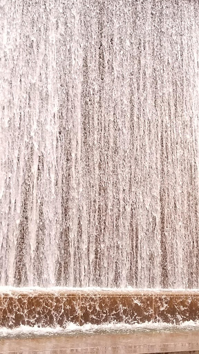 Park «Paley Park», reviews and photos, 3 E 53rd St, New York, NY 10022, USA