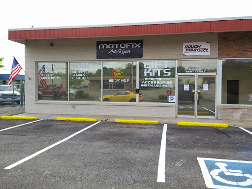 Auto Repair Shop «Motofix Auto and Transmission Repair», reviews and photos, 1044 S Riverside Dr, Clarksville, TN 37040, USA