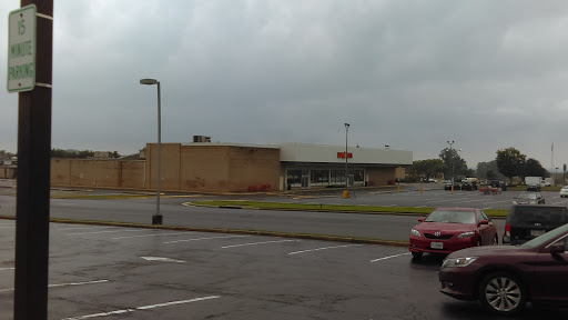 Discount Store «Big Lots», reviews and photos, 300 Enterprise St, Sterling, VA 20164, USA