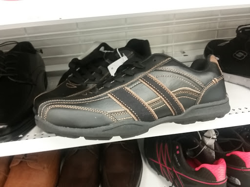 Clothing Store «Ross Dress for Less», reviews and photos, 7111 North Point Pkwy, Alpharetta, GA 30022, USA