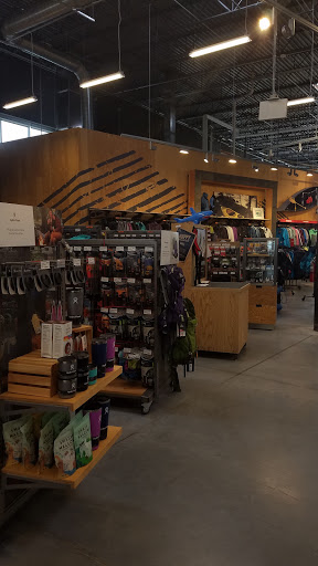 Camping Store «REI», reviews and photos, 350 Independence Blvd, Virginia Beach, VA 23462, USA