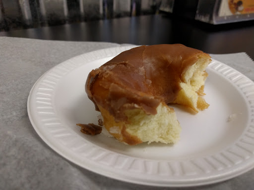 Donut Shop «Wilson Doughnut Shop», reviews and photos, 525 Tarboro Street Annex SW, Wilson, NC 27893, USA