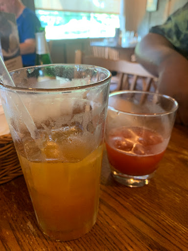 American Restaurant «Cracker Barrel Old Country Store», reviews and photos, 5100 Tiedeman Rd, Brooklyn, OH 44144, USA