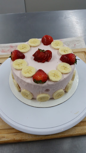 Ice Cream Shop «C&C Frozen Treats», reviews and photos, 409 E Main St, Front Royal, VA 22630, USA