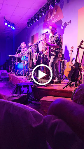 Live Music Venue «Songbird Live», reviews and photos, 210 E Henderson St, Cleburne, TX 76031, USA