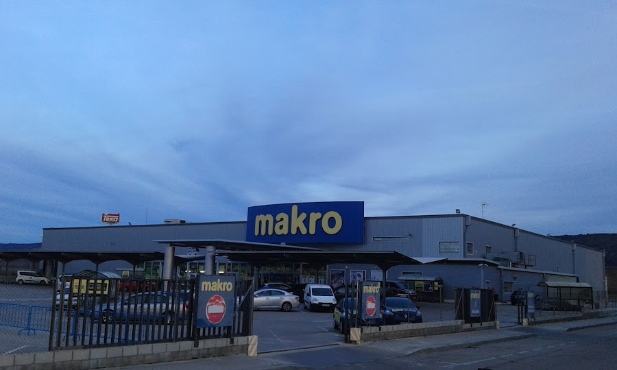 Makro