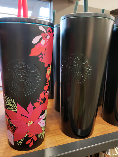 Coffee Shop «Starbucks», reviews and photos, 325 5th St, Brookings, OR 97415, USA